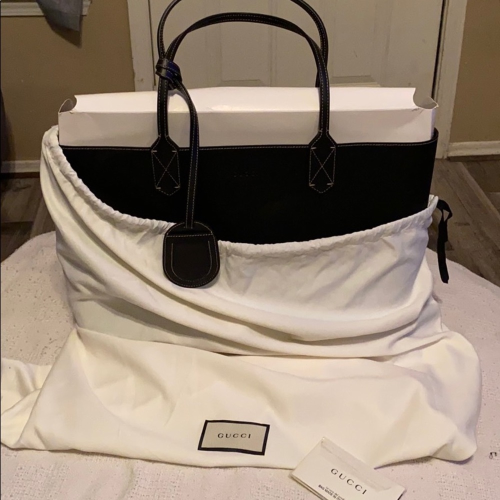 Gucci Reversible Tote with GG Coated Canvas/Black - Picture 2 of 13